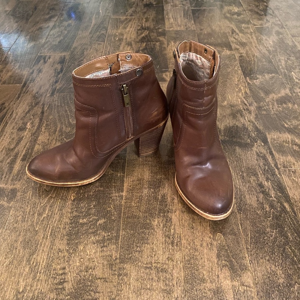 Lucky Brand Brown Leather Ankle Booties